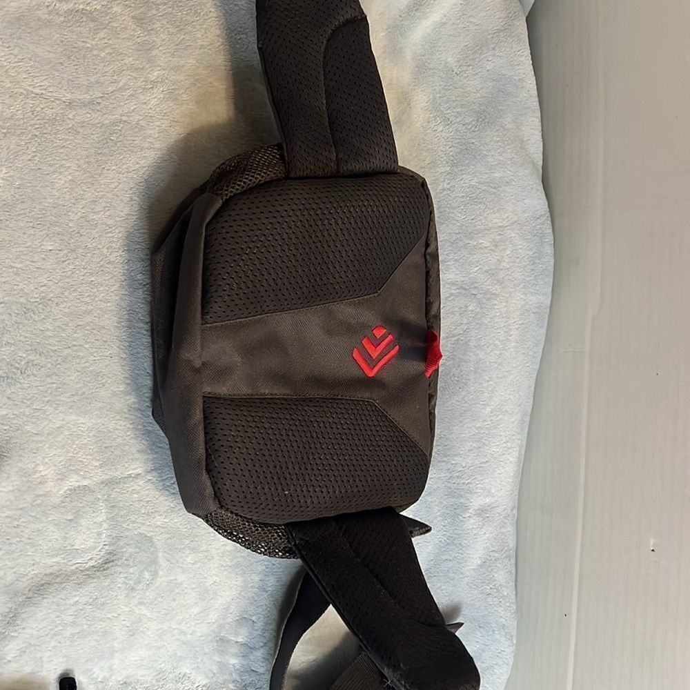Outdoor Fanny Pack - Picture 2 of 6